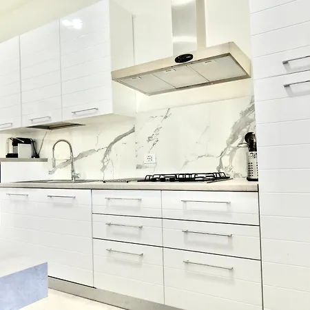 Apartment Abate 2nd Floor Lido di Camaiore